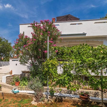 Apartman Hana Appartement Omišalj Buitenkant foto