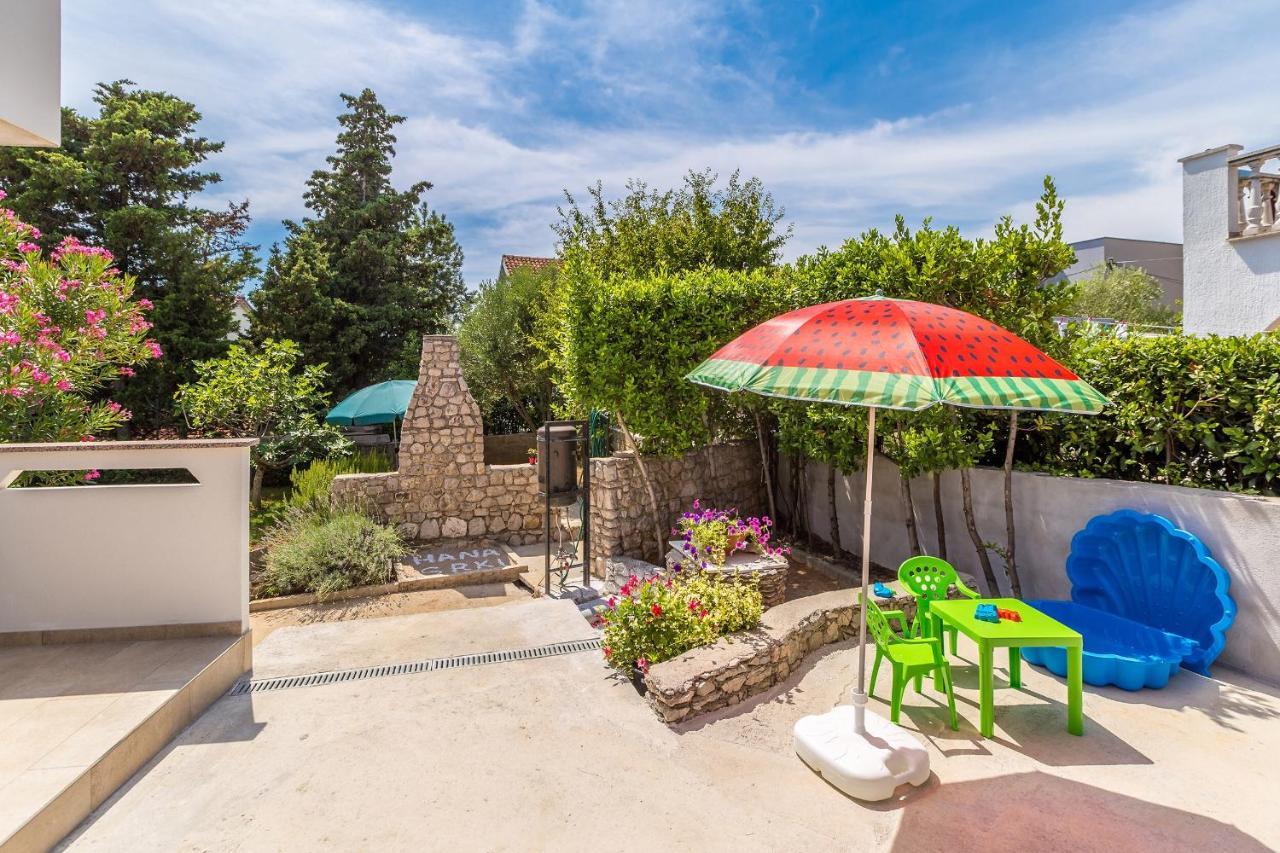 Apartman Hana Appartement Omišalj Buitenkant foto
