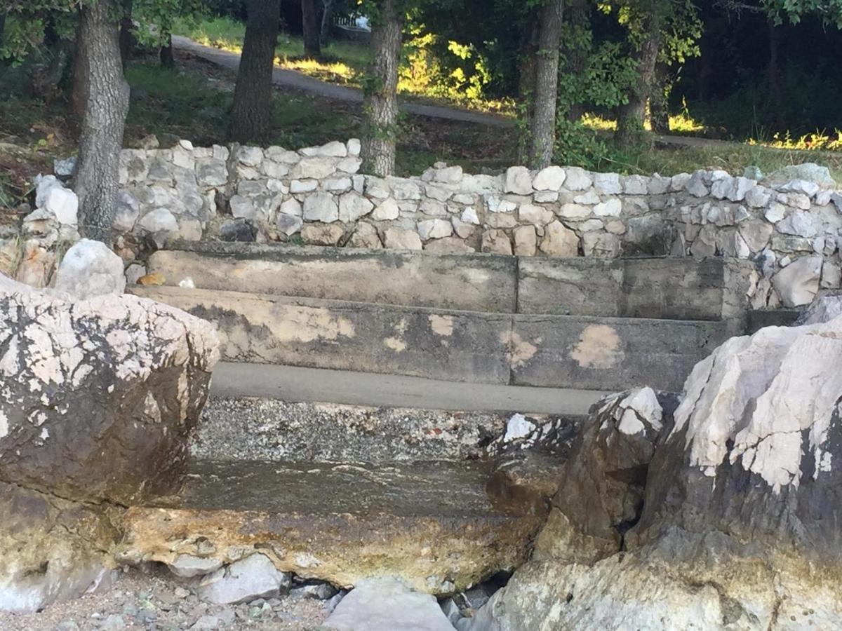 Apartman Hana Appartement Omišalj Buitenkant foto